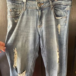 DL1961 mid rise boyfriend distressed jeans
